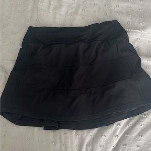 Lululemon pace rival tennis skirt